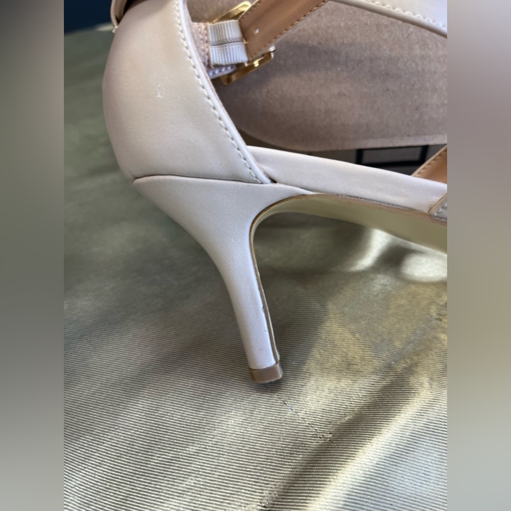 Journey Riva Pumps - Picture 5 of 13